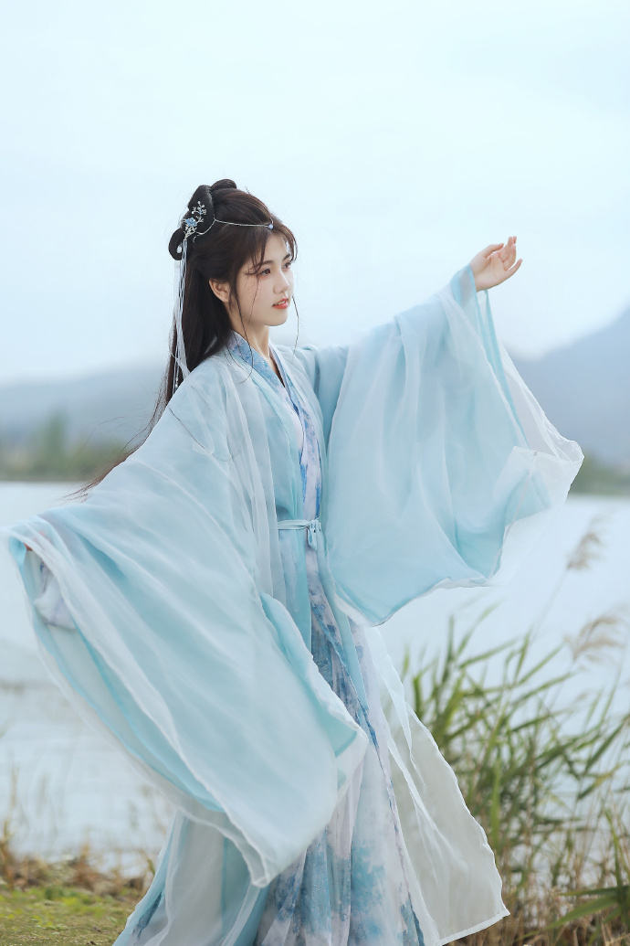 片单主题配图 · 经典现场感 · 后台听